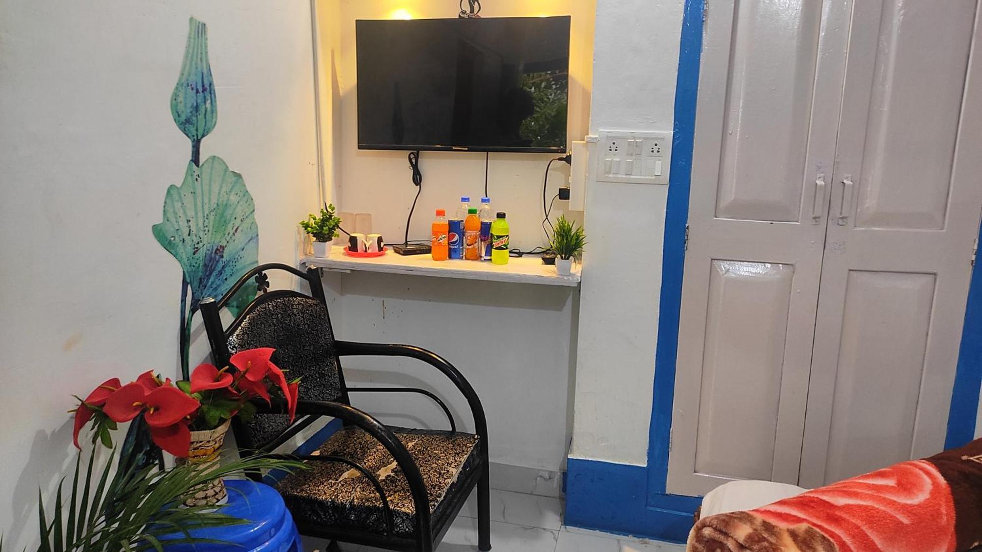 Adh Amilia Gardens Hotel Narasimharaja Puram Eksteriør billede