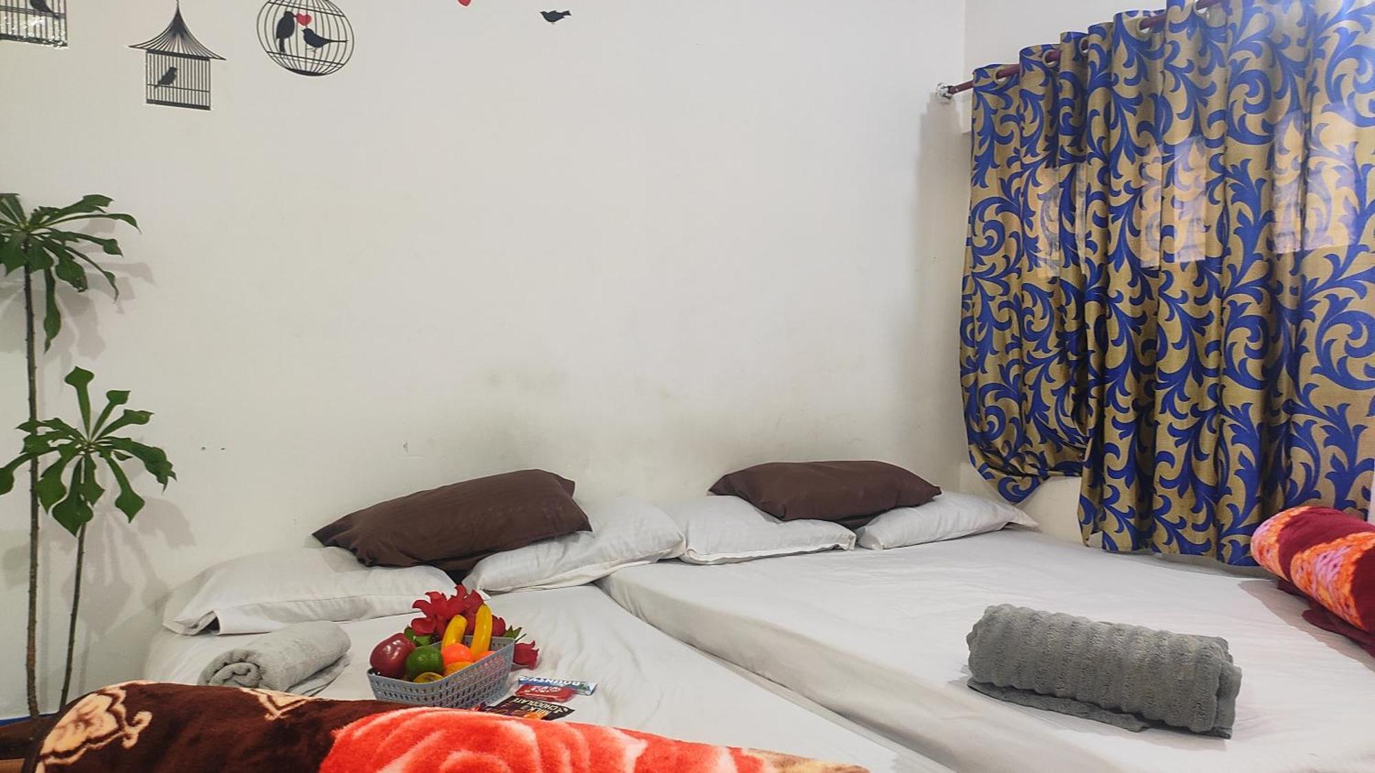 Adh Amilia Gardens Hotel Narasimharaja Puram Eksteriør billede