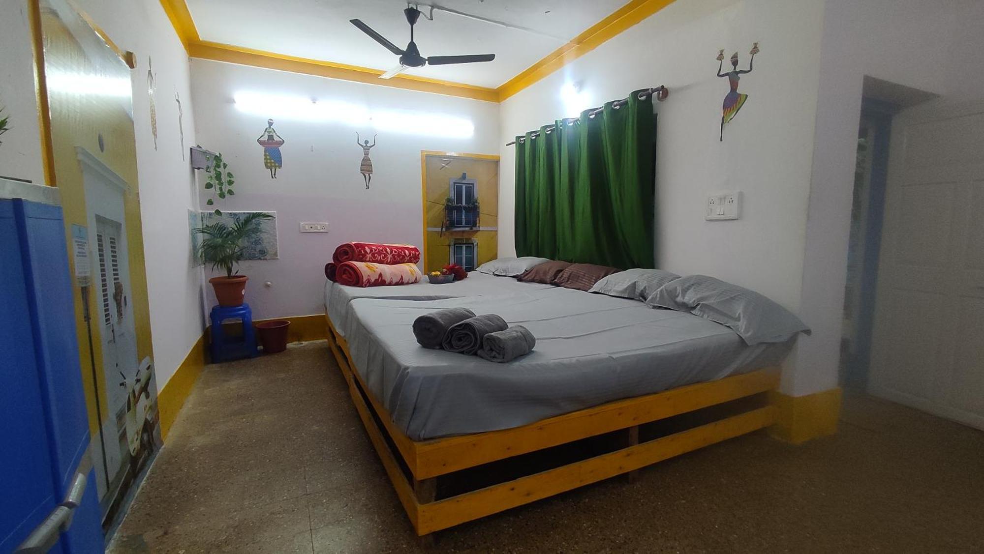 Adh Amilia Gardens Hotel Narasimharaja Puram Eksteriør billede