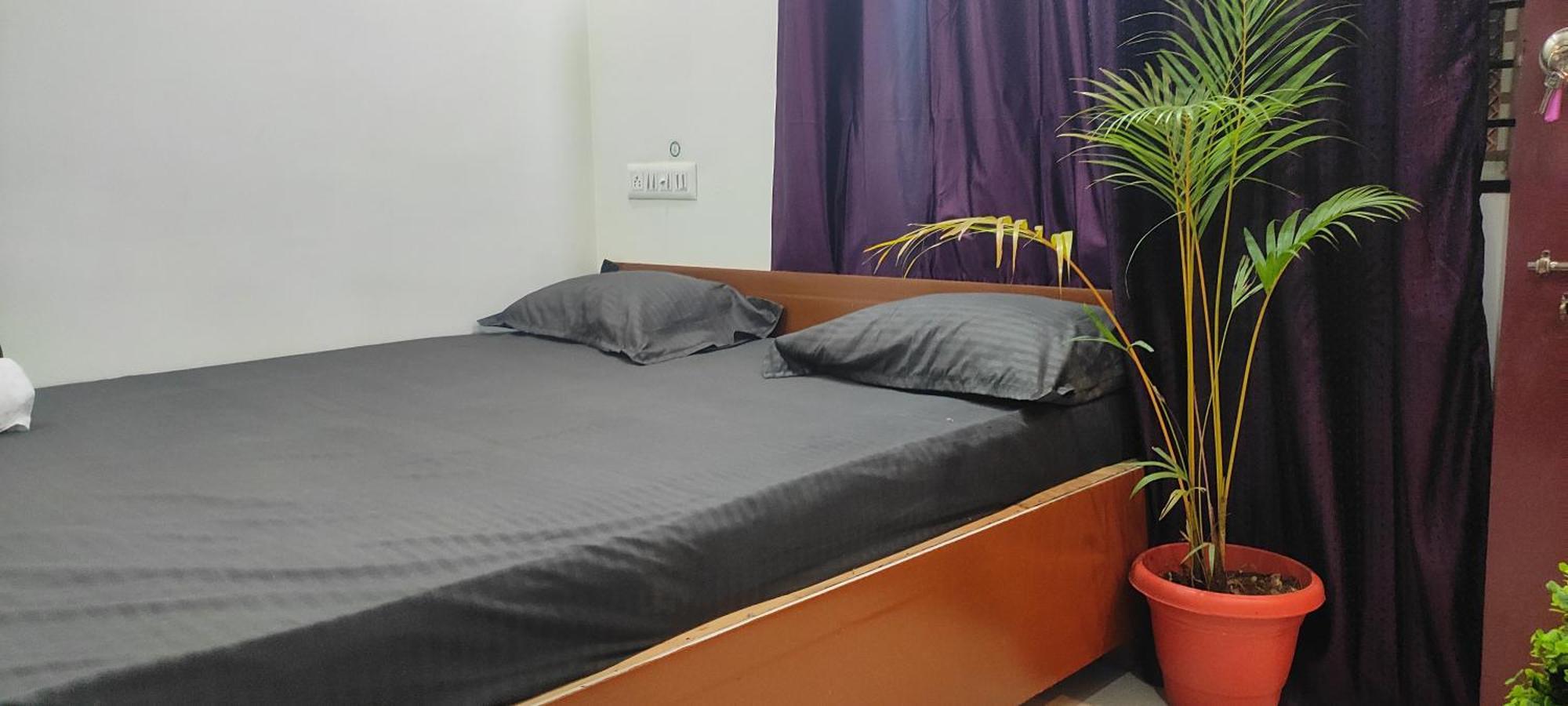 Adh Amilia Gardens Hotel Narasimharaja Puram Eksteriør billede