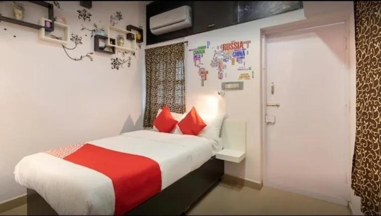 Adh Amilia Gardens Hotel Narasimharaja Puram Eksteriør billede