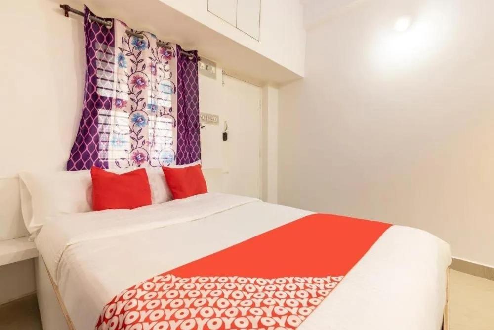 Adh Amilia Gardens Hotel Narasimharaja Puram Eksteriør billede